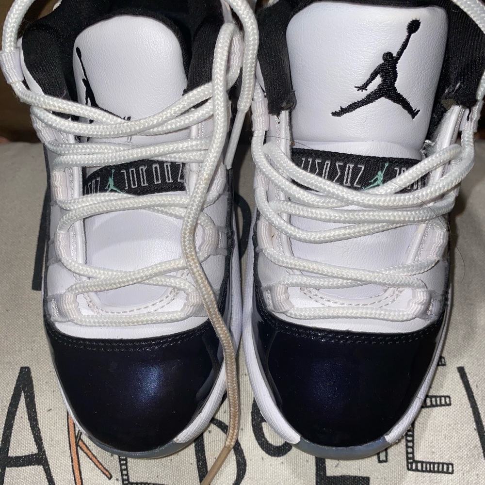 SOLD Jordan 11